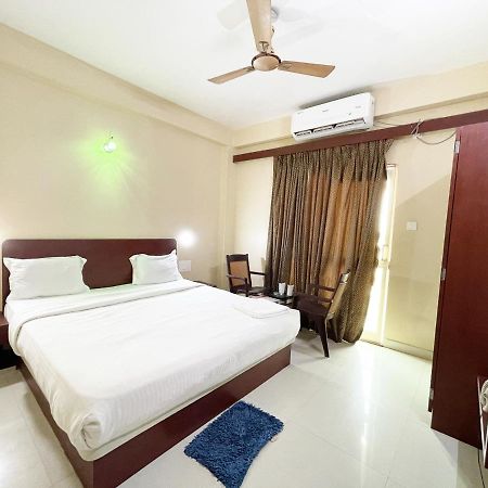 Hotel Golden Wave Пурі Екстер'єр фото