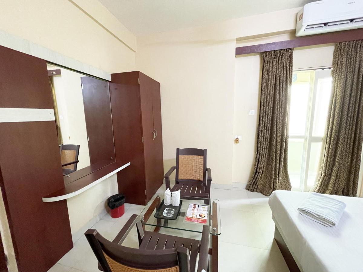 Hotel Golden Wave Пурі Екстер'єр фото