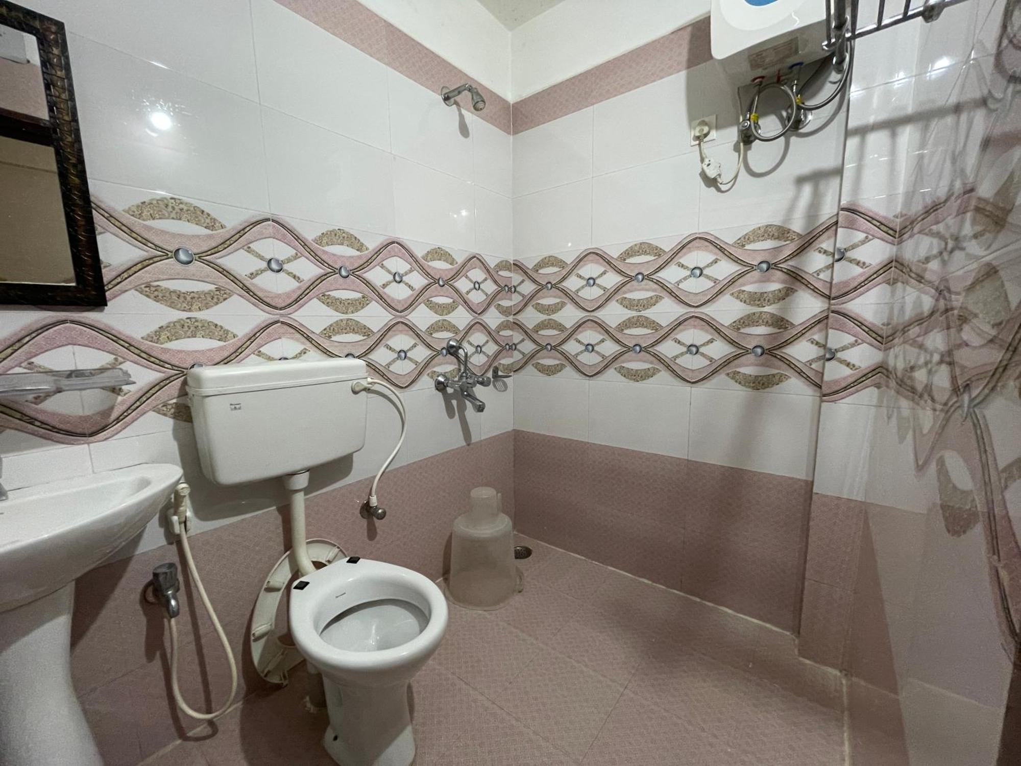 Hotel Golden Wave Пурі Екстер'єр фото