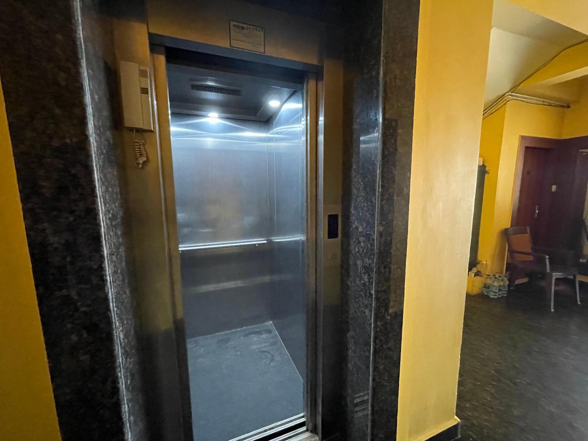 Hotel Golden Wave Пурі Екстер'єр фото